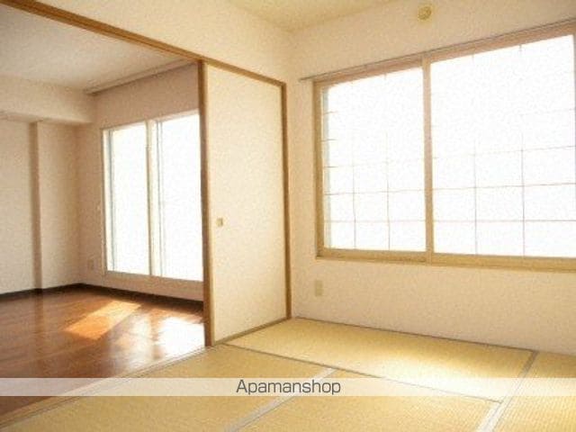 エスセーナ宮の丘公園の内装写真