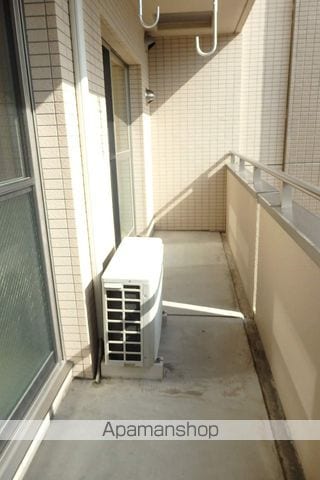 シーズンスの内装写真