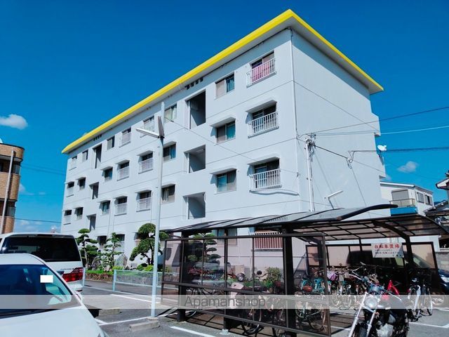 江尻マンションの外観写真