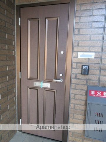 アミティエMの玄関写真