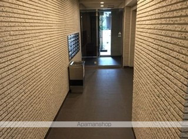 コンフォリア神楽坂の玄関写真