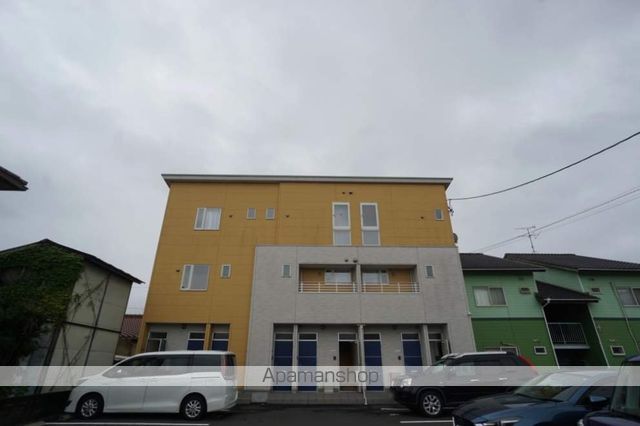 LOUVRE西中新田の外観写真