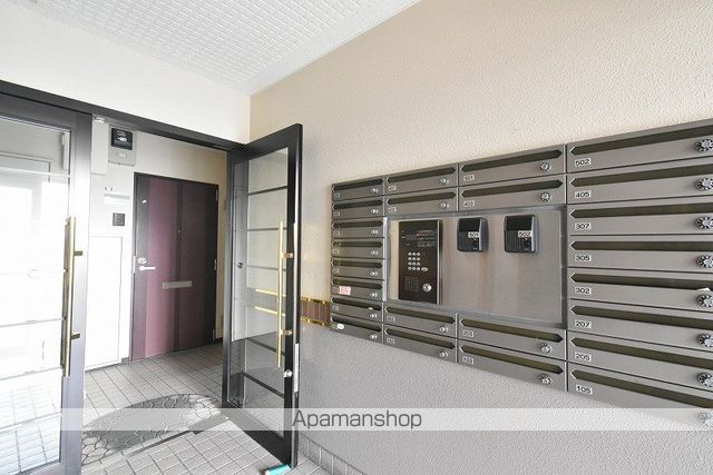 グランメ-ル月寒中央の玄関写真