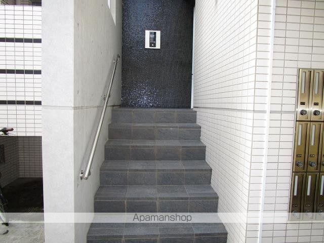 アーデルメゾンの玄関写真