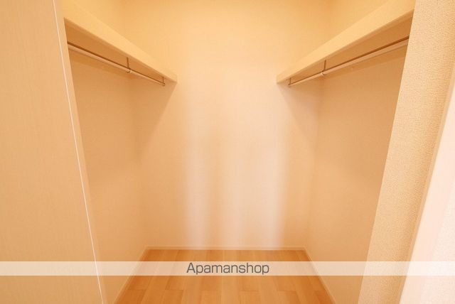 レジデンス プリュVIIIの内装写真