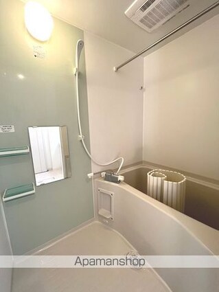 ツェルコーヴァ[1K/30m2]のバス