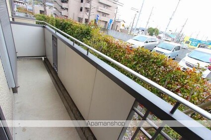 バリュージュヤシマＡ・Ｂ・Ｃ・Ｄ棟[3K/54.07m2]のバルコニー