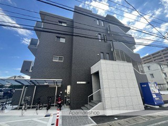 ラ・シック県立大学前IIIの外観写真
