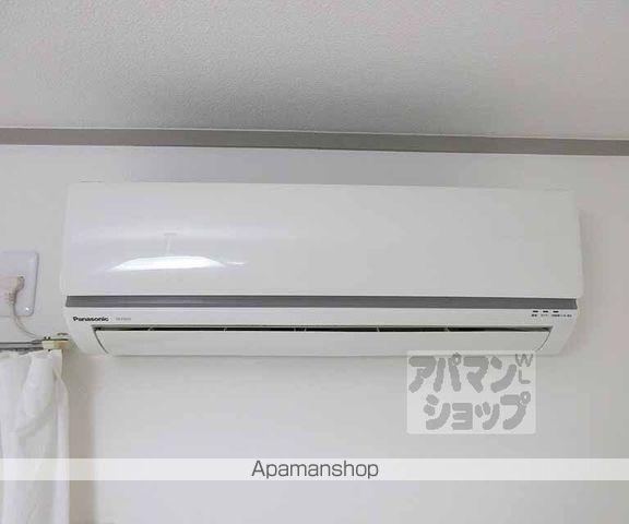 リバーハイツ山科の内装写真