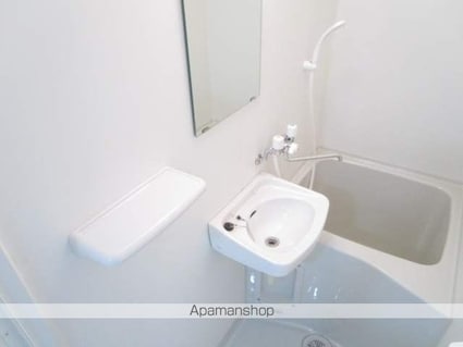 東京都三鷹市井の頭３丁目[1R/12.42m2]のバス