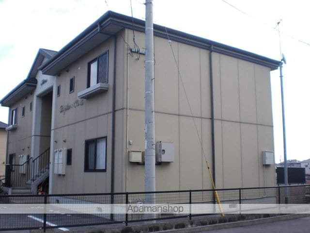 ラプラスいずみ B棟の外観写真
