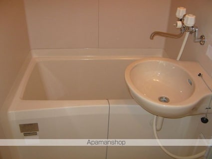 マリーブ１８４３[1R/26m2]のバス