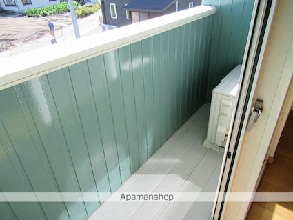 トムテ１号館[1R/28.56m2]のバルコニー