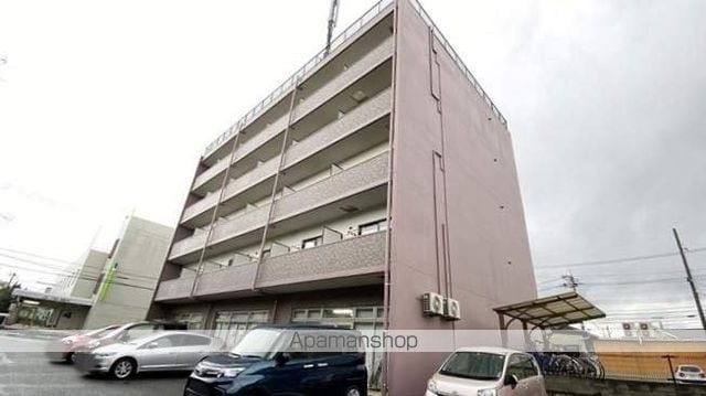 セントラル参番館の外観写真