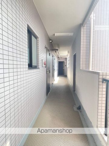 ラフィーヌ水前寺の玄関写真