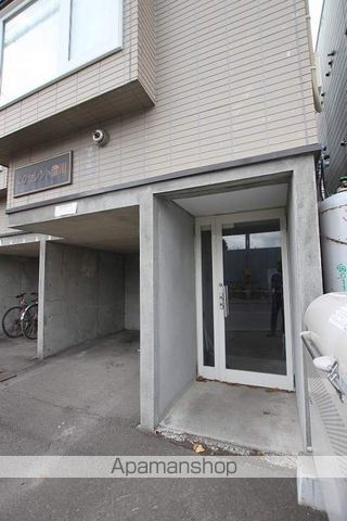 エクセレント澄川の玄関写真