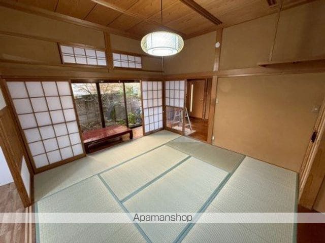 白新線 新潟駅 徒歩23分 2階建 築39年の内装写真