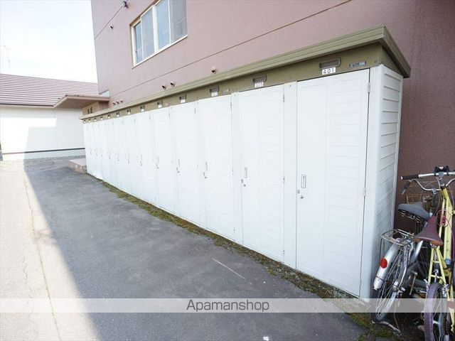 河東郡音更町 4階建 築33年の外観写真