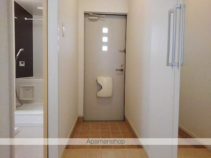 愛知県名古屋市北区東味鋺１丁目[1K/32.94m2]の玄関