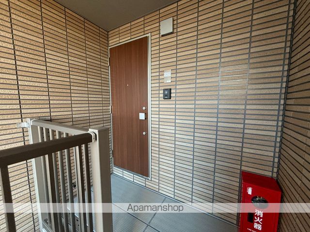 メゾン迪の玄関写真
