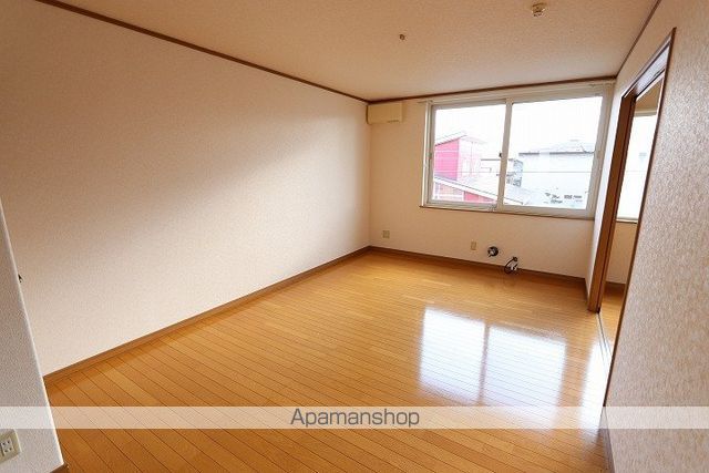フラットSAKAEの内装写真