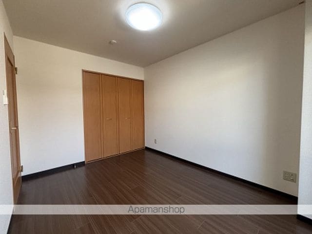 TWIN CASA II棟の内装写真