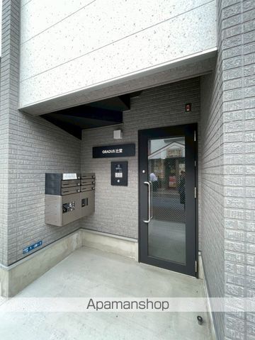 GRADUS辻堂の玄関写真