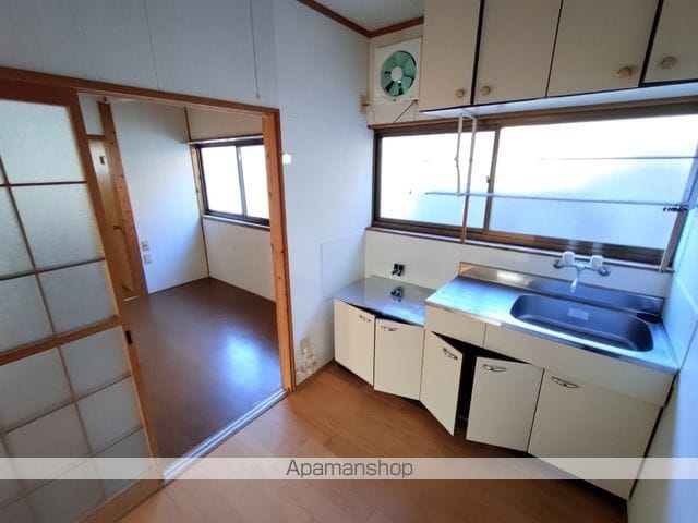 曽於市 1階建 築31年の内装写真