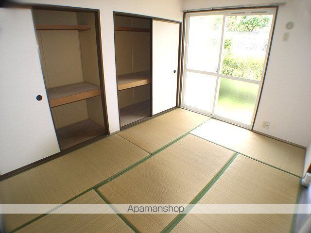 バイオレットハイツB棟の内装写真