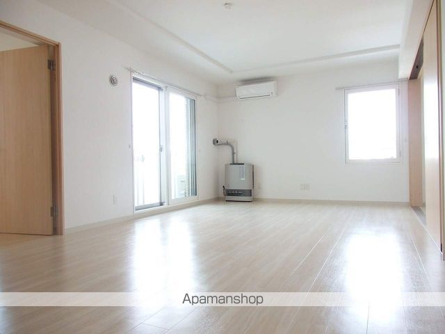 LA COLINAの内装写真