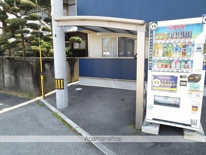 フル・ブルーム[1LDK/39.33m2]の駐車場2