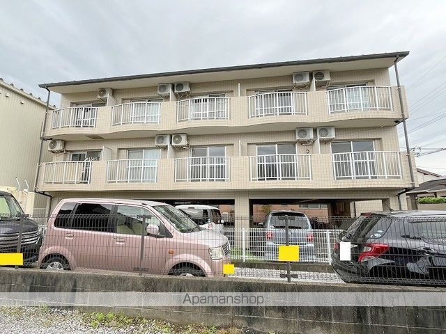 マンションニシヒロの外観写真