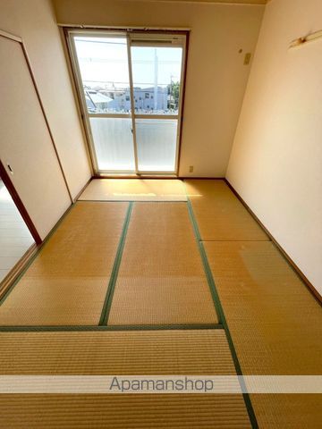 フルーツバスケットの内装写真