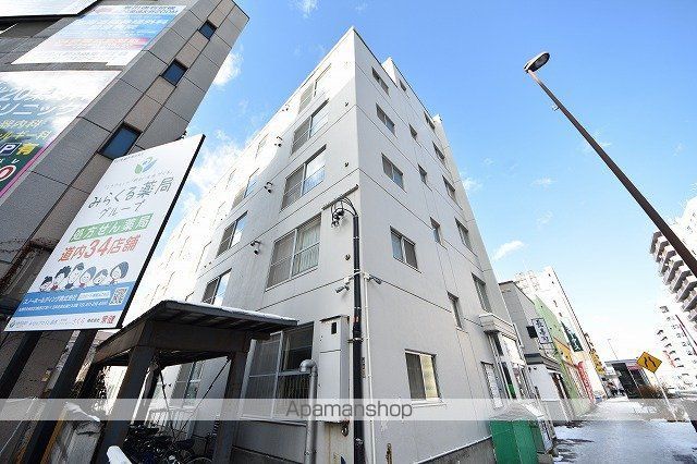 マンション常盤の外観写真