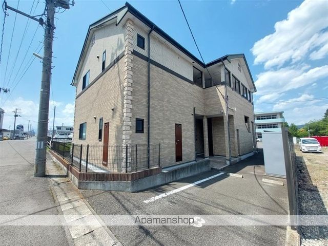 シュラーフ・エスの外観写真