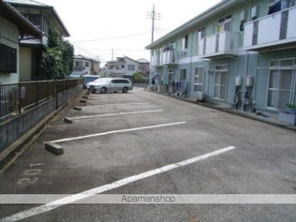 アクティブヨシバ[2LDK/52.17m2]の駐車場