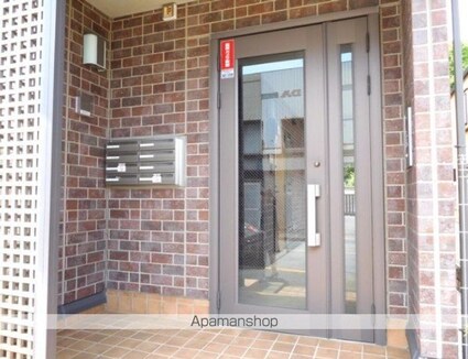 ヴェルドミールＡ　　　[1LDK/33.39m2]のエントランス2