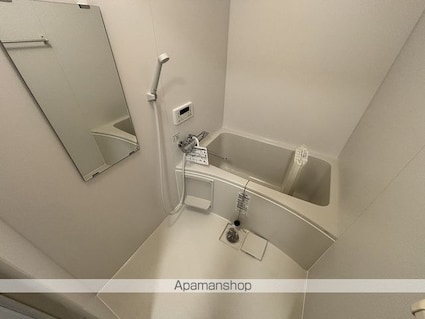 エスポワール尾崎[2LDK/58.32m2]のバス