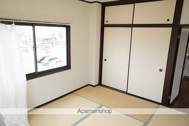 プルシャン城南の内装写真