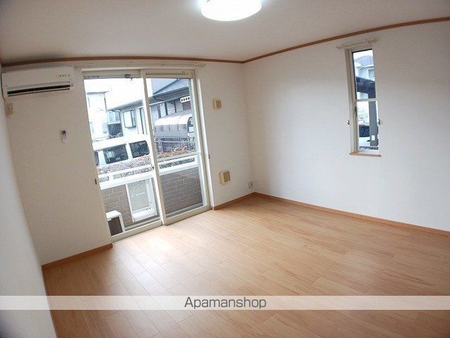 フィオーレ長行東三番館の内装写真