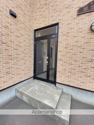 ポラリスの玄関写真