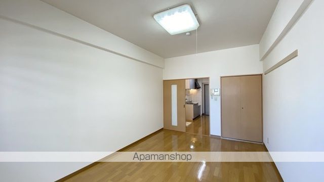 オーランド富田町の内装写真