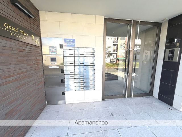 GRANDーPLACE京橋の玄関写真