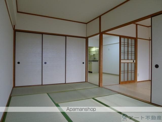 聖和ハイツ 東棟の内装写真