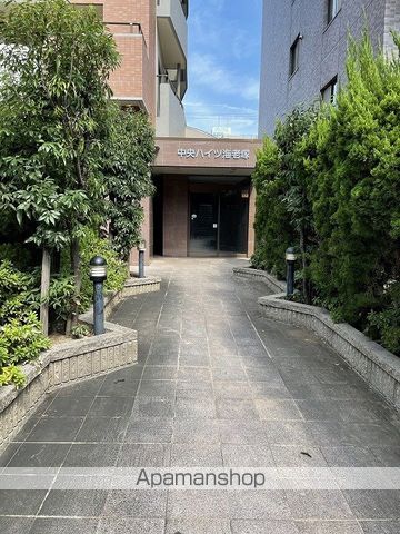 中央ハイツ海老塚の玄関写真