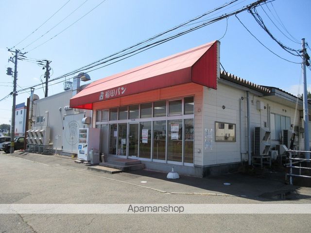 ロジェ コンフォールIIIの周辺写真