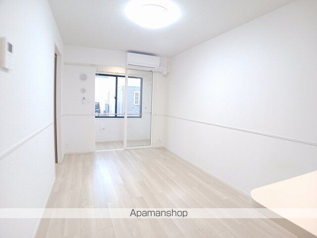 アラモードの内装写真