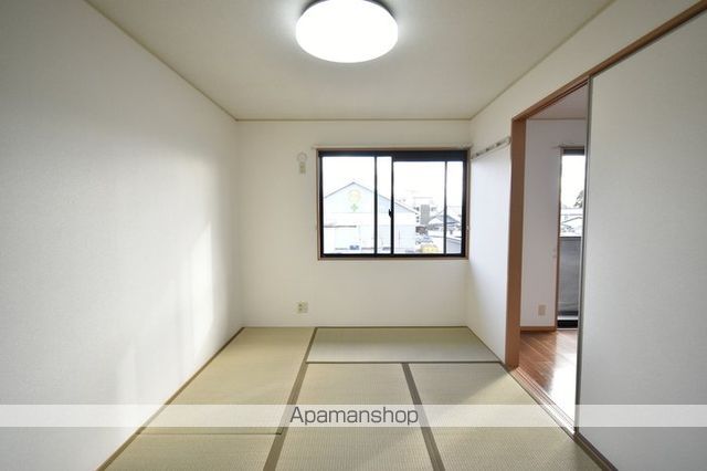 グランディア岩崎2000の内装写真