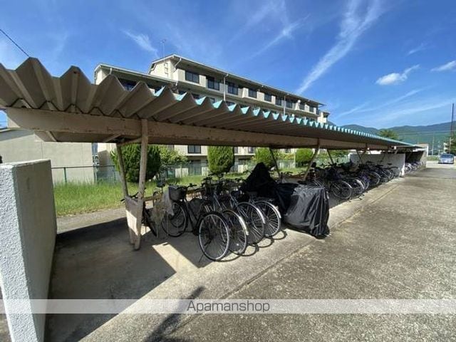 ビレッジハウス柏原1号棟の内装写真