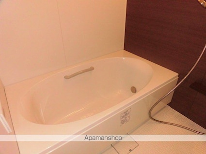 ガーデニエール砧　ＷＥＳＴ[2LDK/80.98m2]のバス